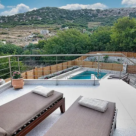 Pool Leonidas Crete Villa Stironas